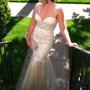 JOVANI GOWN